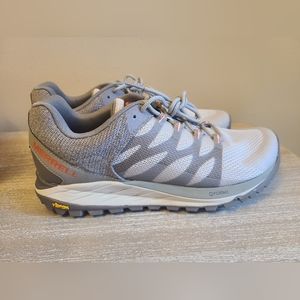 Merrell Antora 2